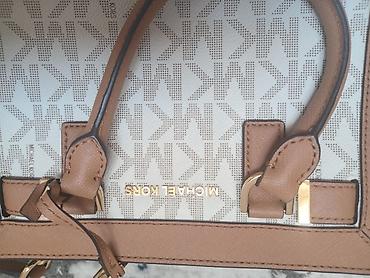 Сумки: Сумка Michael Kors (логотип MK) - Модель: структурированная — 6
