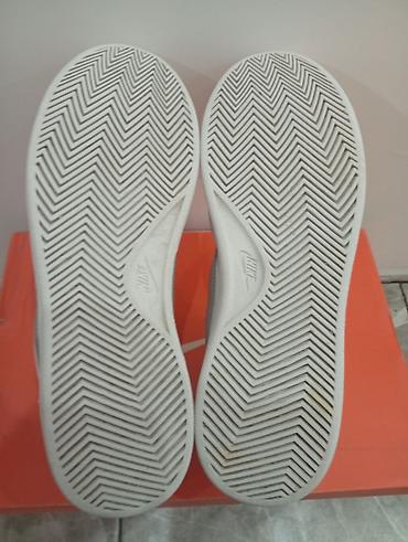 guess patike 40: Nike zenske kožne patike – visoki model - Model: klasičan high‑top sa — 6