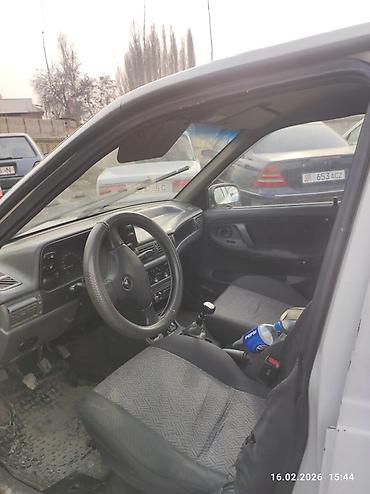 Daewoo: Daewoo Nexia: 1995 г., 1.5 л, Механика, Бензин, Седан — 4