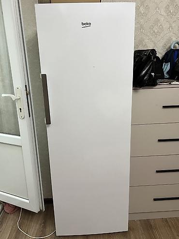 Техника и электроника: Морозильная камера Beko, вертикальная, белого цвета. Отдельностоящая — 2