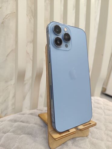 не оригинальный айфон 13 про макс: IPhone 13 Pro Max, Б/у, 128 ГБ, Sierra Blue, Чехол, Зарядное устройство, Защитное стекло