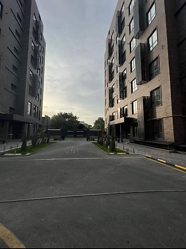 Батирлерди ижарага берүү: 📍Жибек Жолу/Лермонтова Район ТЦ Таатан 💰50,000 сом Депозит 20,000 сом — 8