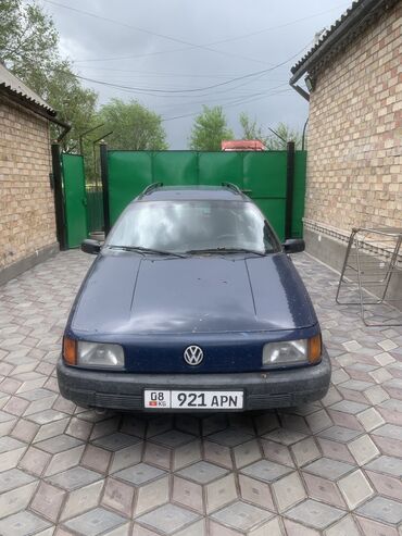 Volkswagen: Volkswagen Passat: 1992 г., 1.8 л, Механика, Бензин, Универсал