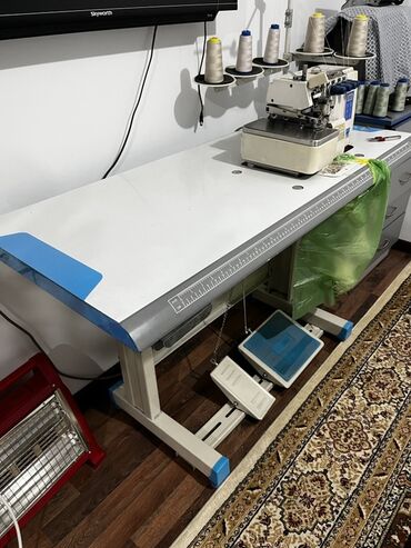 нитки швейные: 5-нитка, В наличии, Самовывоз, Платная доставка