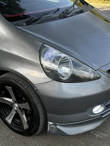 двигител фит: Honda Fit: 2003 г., 1.5 л, Вариатор, Бензин, Хэтчбэк — 2