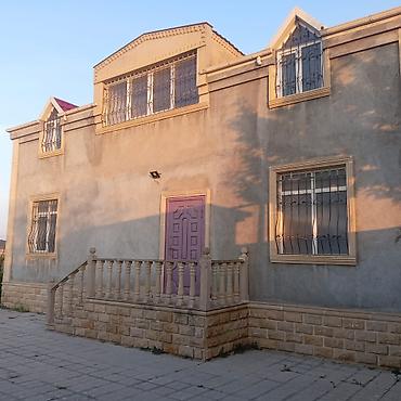 koroğlu: Qala qəs. 5 otaqlı, 120 kv. m — 2