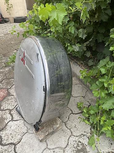 Другие автозапчасти: 1. третий ряд сидений ( в хорошем состяний) - 7000с 2. алюминиевый — 2
