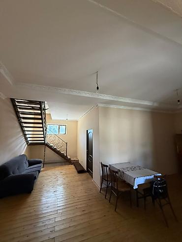 Үйлөрдү сатуу: 4 бөлмө, 150 м², 3 соток, Бишкек, Чекиш-Ата базары Кыймылсыз мүлк агенттиги — 8
