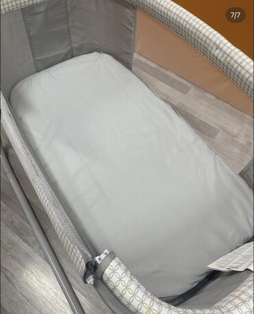 Манежи-кровати: Я брала 14000 сом в магазине Yo-yo Прошу 8000 Почти новый .Только 2 — 10