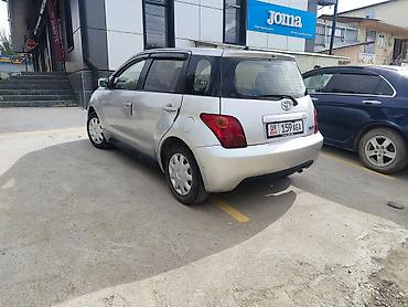 Продажа авто: Toyota Ist: 2004 г., 1.3 л, Автомат, Бензин, Хэтчбэк — 2