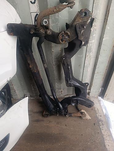 Передний балка Мерседес w211