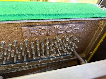 Пианино: Пианино Rönisch (классическое вертикальное) - Марка/модель: Rönisch — 3