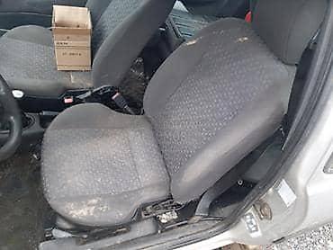 Glave motora: ENTERIJER ZA FORD FIESTA OD 2000. DO 2005. GOD. | FORD velika ponuda — 35