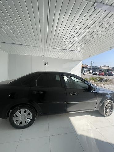 sp 4: Chevrolet Chevette: 2012 г., Механика, Седан — 2