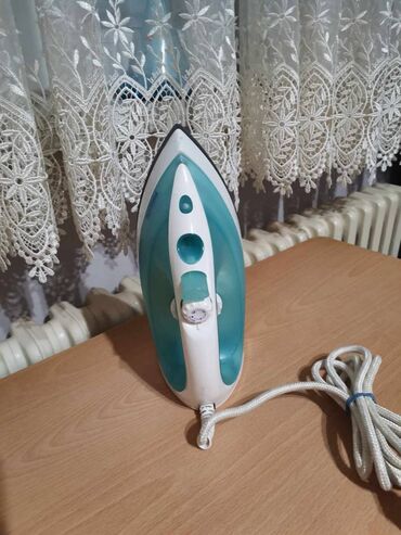 Pegle na paru: Pegla na paru Philips i stona daska za peglanje U KOMPLETU PEGLA I na lalafo.rs — 6 Pegle na paru: Pegla na paru Philips i stona daska za peglanje U KOMPLETU PEGLA I — 6