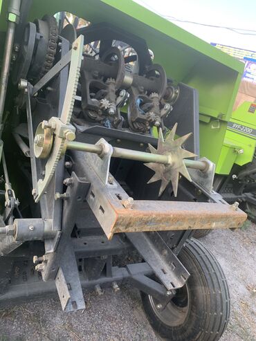 Тюковые пресс-подборщики: Прессподборщик zoomlion yf2200 новые год 2024 внутренность — 13