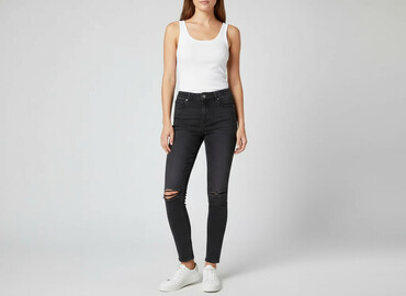 czarne skinny jeans: Skiny, Jeansy damskie, rozmiar S