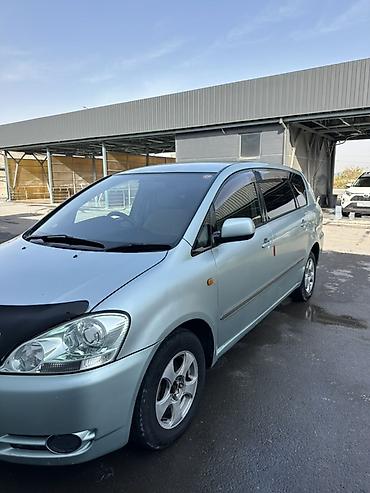 Toyota: Toyota Ipsum: 2002 г., 2.4 л, Автомат, Бензин, Минивэн — 9