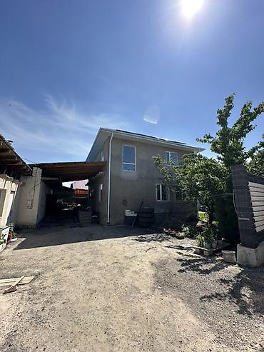 Продажа коттеджей и домов: Продается двухэтажный дом в • Участок-3,8 соток Площадь дома-200 мг at lalafo.kg — 1 Продажа коттеджей и домов: Продается двухэтажный дом в • Участок-3,8 соток Площадь дома-200 мг — 1