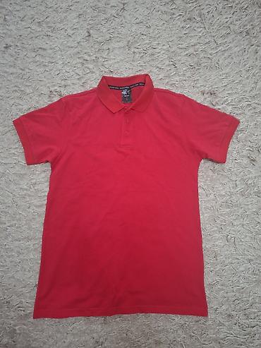 helly hansen: Мужская футболка, L, Новый, цвет - Красный — 1