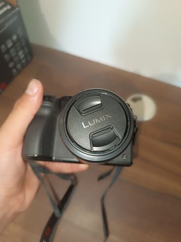 Fotokameralar: Panasonic LUMIX G seriyalı fotoaparat İşlənməyib, yaddaş kartı lenz — 10