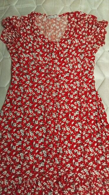 Çimərlik geyimləri: Məhsul təsviri: - Qadın geyim dəstləri və bikini toplaması. - — 36