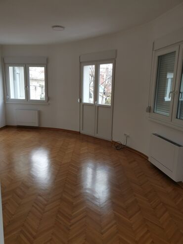 Kuće na prodaju: 114 kv. m, 4 sobe — 9