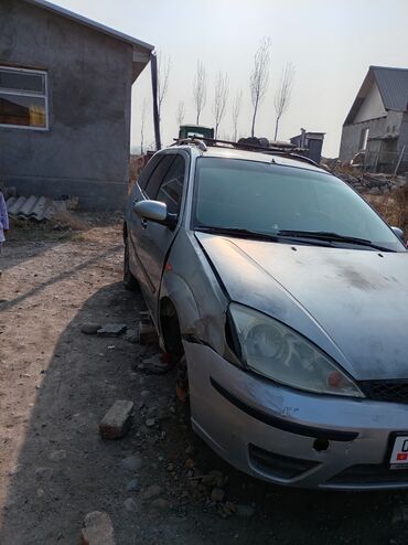 Ford: Ford Focus: 2002 г., 0.8 л, Механика, Бензин, Универсал — 9