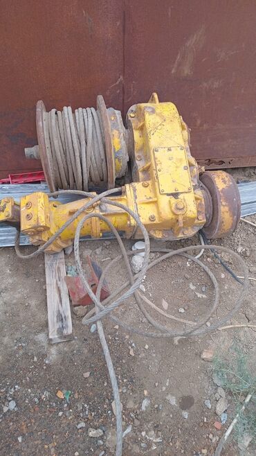 5 15 taxta qiymeti 2022: Yük Dartan Lebedka Sənaye tipli metal kabelli bu lebedka ağır yükləri