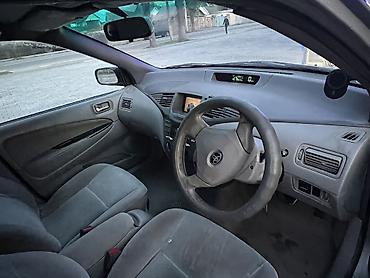 Toyota: Toyota Prius: 2000 г., Гибрид — 6