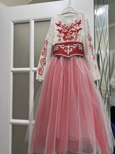Танцевальные платья: Бальное платье, Длинная модель, цвет - Красный, В наличии