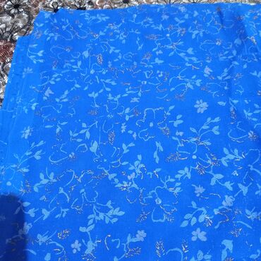 Parçalar: Qedimi temiz ipekden ve şifondan parçalar satilir.1 ci temiz ipekden — 6