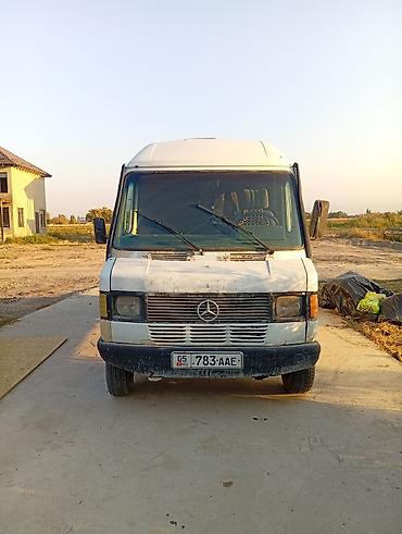 скутер м11: Mercedes-Benz T1: 1992 г., 2.9 л, Механика, Дизель, Фургон — 3