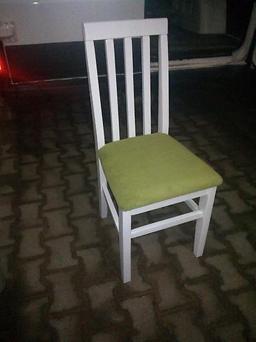 Drvena trpezarijska stolica sa tapaciranim sedištem cena po komadu -