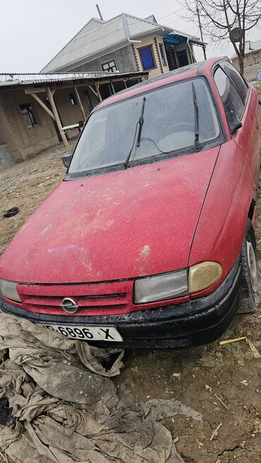 Opel: Opel Astra: 1992 г., 1.4 л, Механика, Бензин, Хэтчбэк