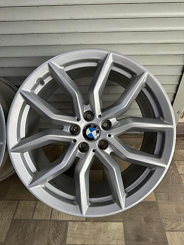 Диски: Литые Диски R 19 BMW, Комплект, отверстий - 5, Б/у — 5