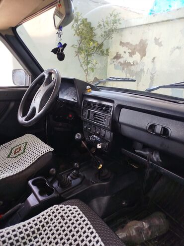 VAZ (LADA): VAZ (LADA) 4x4 Niva: 1.7 l | 2010 il 264316 km — 13