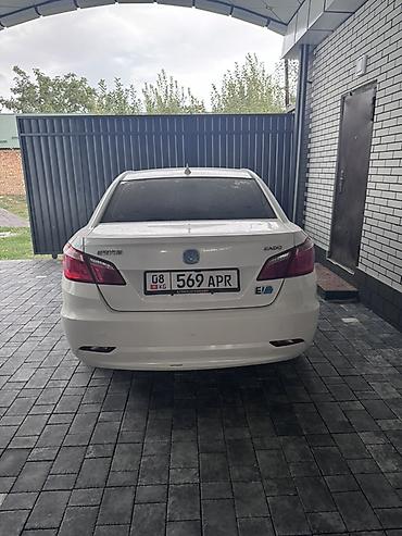 челленджер авто: Changan Eado: 2016 г., 0.1 л, Автомат, Электромобиль, Седан — 3