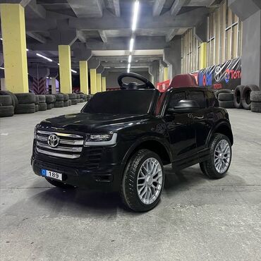 Uşaq üçün elektrik maşınları: 🚗 Yepyeni Toyota Uşaq Maşını – Kiçik Sürücülər Üçün Böyük Macəra! 🚗 -da lalafo.az — 7 Uşaq üçün elektrik maşınları: 🚗 Yepyeni Toyota Uşaq Maşını – Kiçik Sürücülər Üçün Böyük Macəra! 🚗 — 7