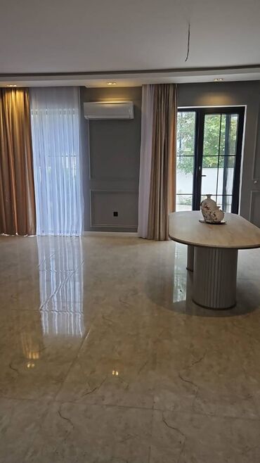 ищу квартиру с хозяйкой: Баку, Фатмаи, 165 м², 6 комнат, С бассейном, Комби, Газ, Электричество