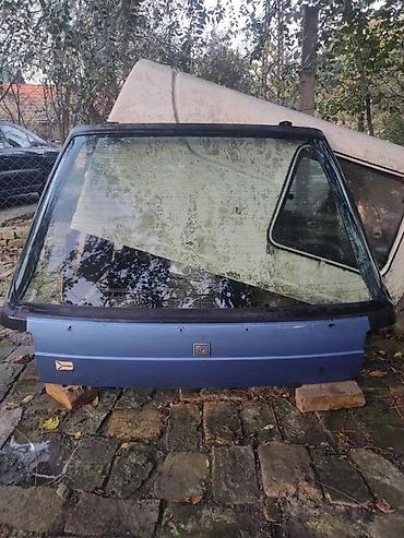 ZADNJA GEPEK VRATA RENAULT 11 | Sa slike na lalafo.rs ZADNJA GEPEK VRATA RENAULT 11 | Sa slike