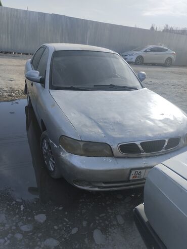 Daewoo: Daewoo Nubira: 1997 г., 1.6 л, Механика, Бензин, Седан