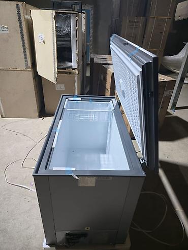 Морозильные шкафы, лари: В наличии — 4