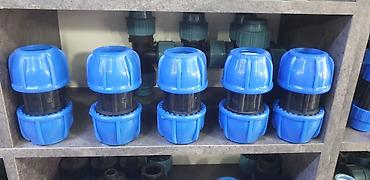 Муфты для соединения труб: Компрессионные фитинги TEBO technics для ПНД труб. В ассортименте — 19