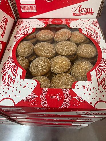 kərəm yağı: Məhsul: Qutuda assorti peçenye Təsvir: - Klassik şirniyyat assortisi — 9