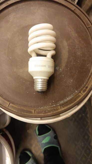 Kafel və bitirmə daşları: OSRAM kompakt floresan lampa (CFL) - Model: OSRAM Dulux Spiral tip -