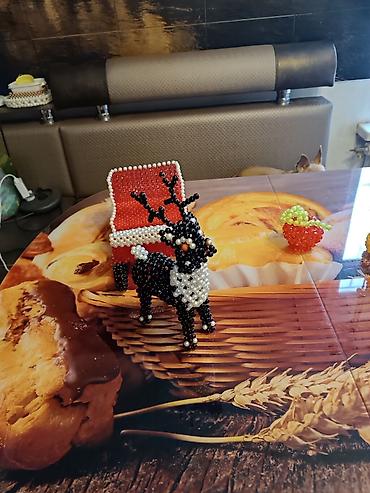 Подарки и сувениры: Торелочки под фрукты или конфеты,ежик,сани санты с оленем — 6