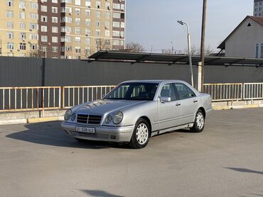 Mercedes-Benz E 320: 1996 г., 3.2 л, Автомат, Бензин, Седан