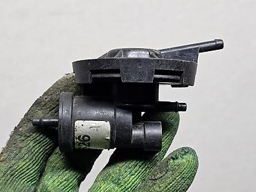 неоны: Клапан EGR для Chrysler / Dodge. Оригинал б/у, из Германии, привозной — 8