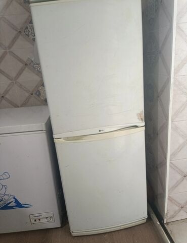 холодильник рабочий: Холодильник LG, Б/у, Двухкамерный, 80 * 160 *
